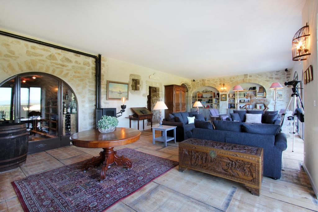 Вилла La Bastide Du Tinal Менерб Экстерьер фото